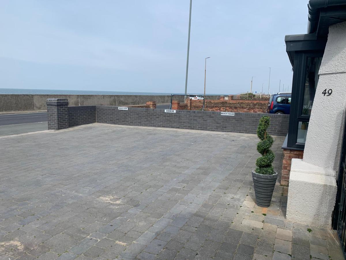 Beach House Apartment On Ground Floor With Sea View - Pet Friendly Cleveleys Εξωτερικό φωτογραφία