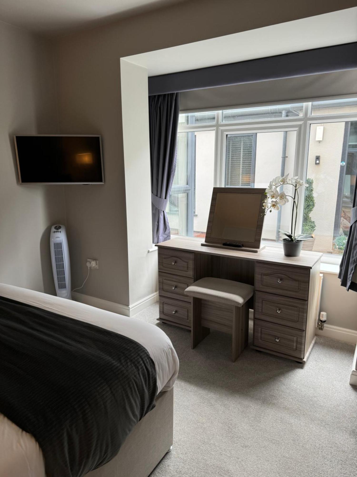 Beach House Apartment On Ground Floor With Sea View - Pet Friendly Cleveleys Εξωτερικό φωτογραφία